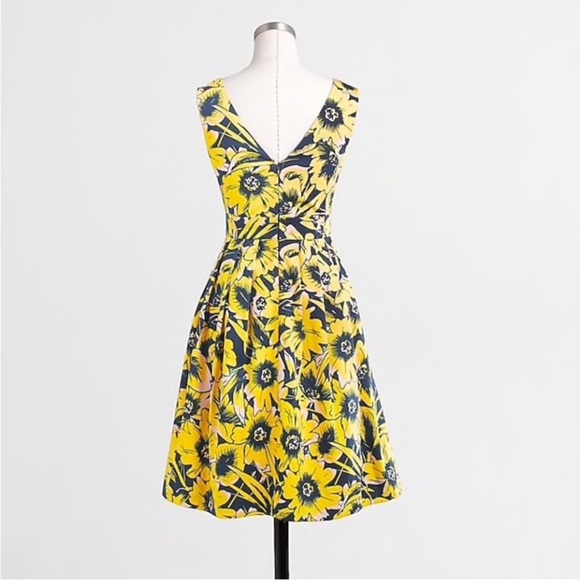 J. Crew Piqué Tailored Dress Double V Neck Navy Floral Yellow Pink Size 6 EUC - Picture 8 of 16